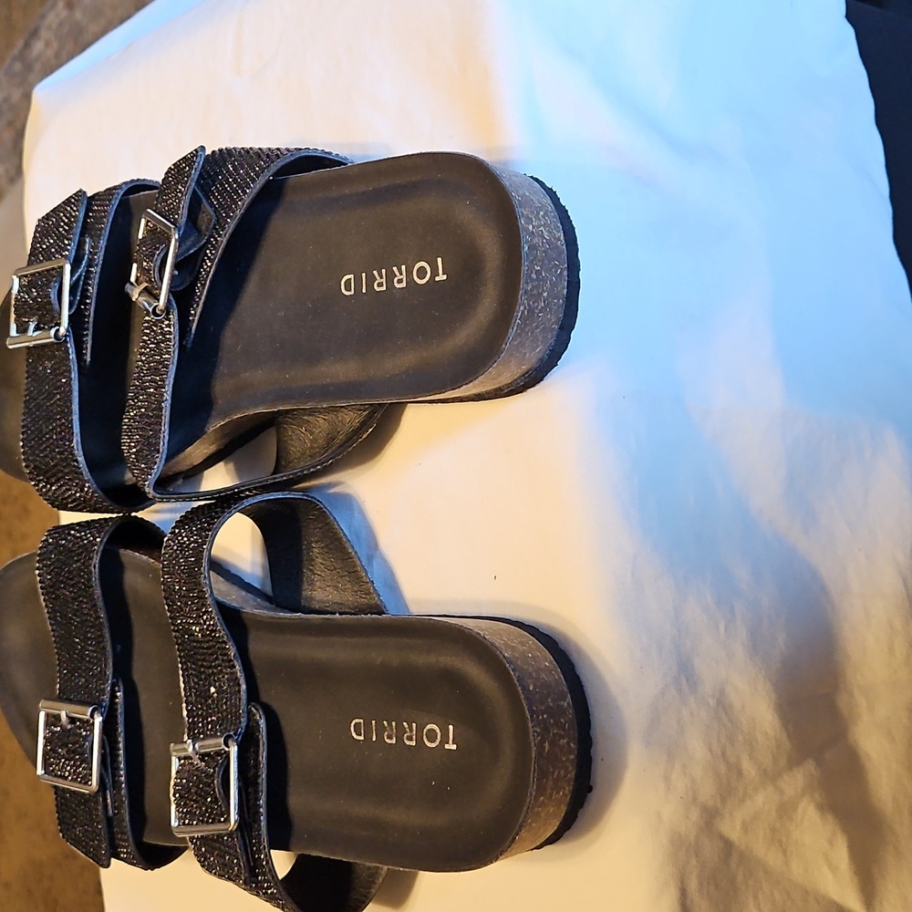 Torrid BLACK rhinestone Sandals SIZE 7 - Picture 4 of 9